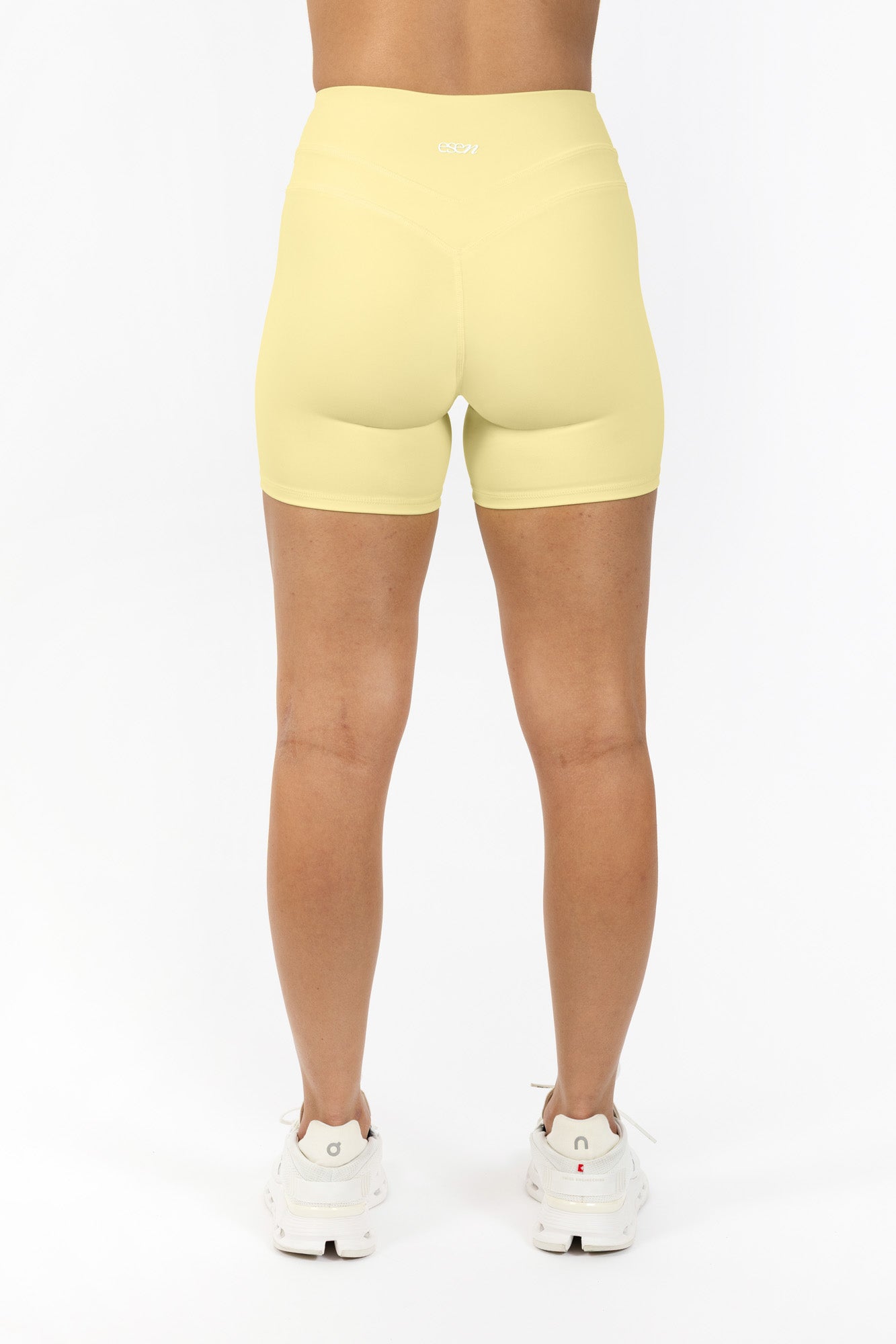 FORME SHORTS 4” BUTTER