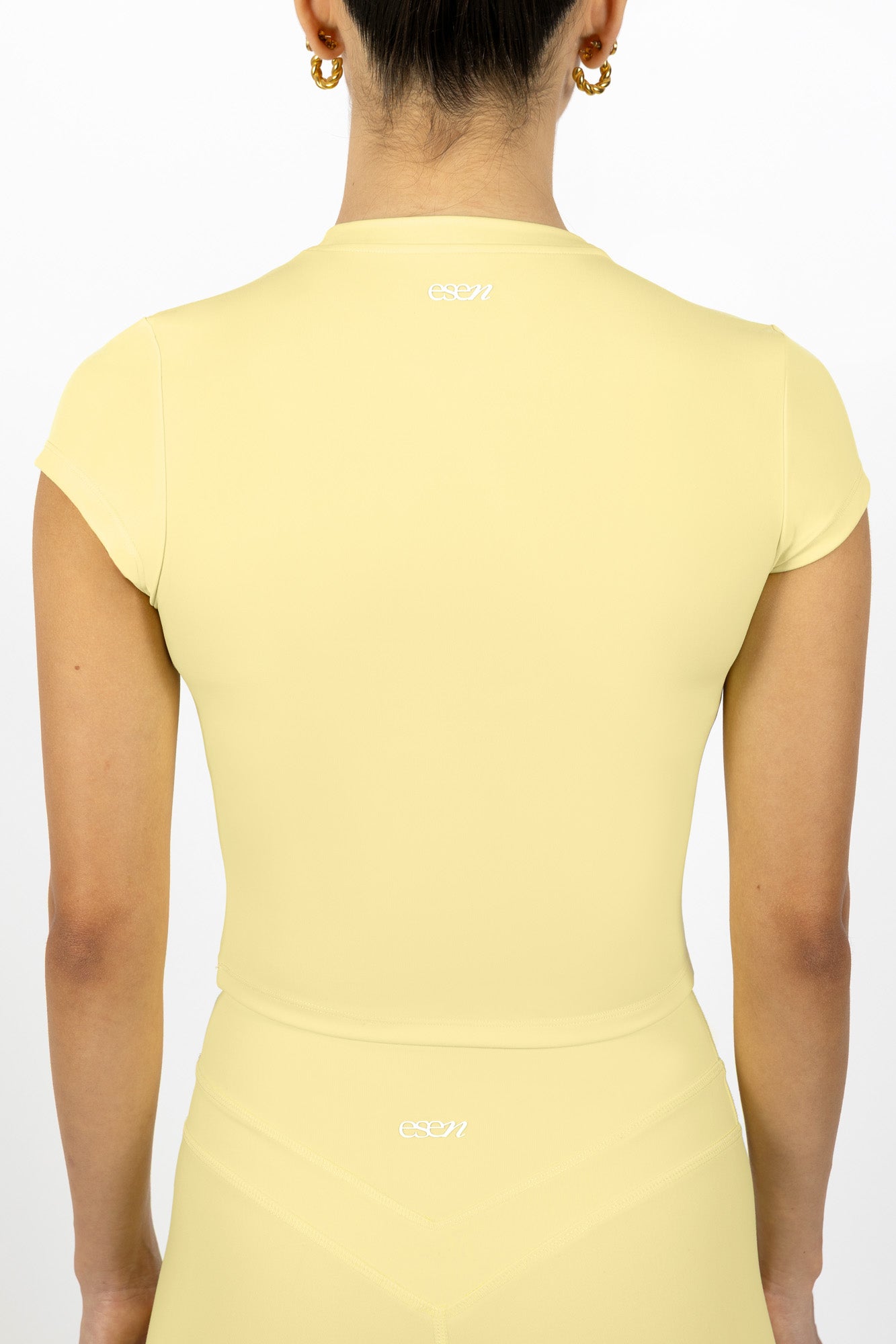 FORME SLEEVE TOP BUTTER