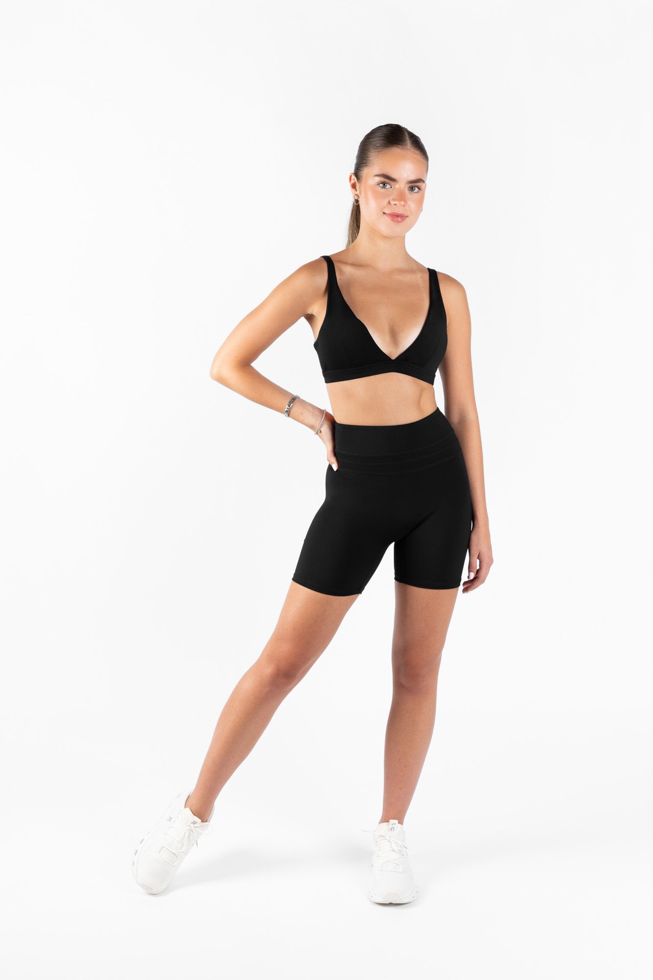 ROUX SPORTS BRA BLACK