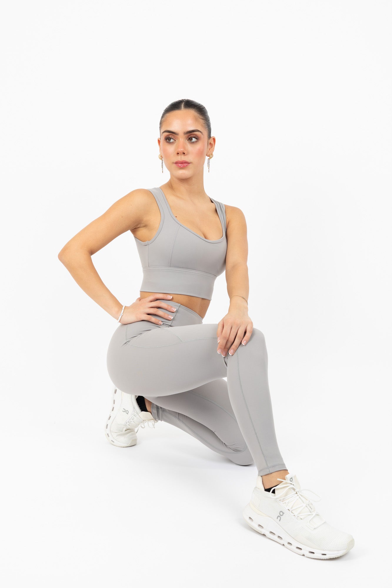 FLOW SPORTS BRA SILVER