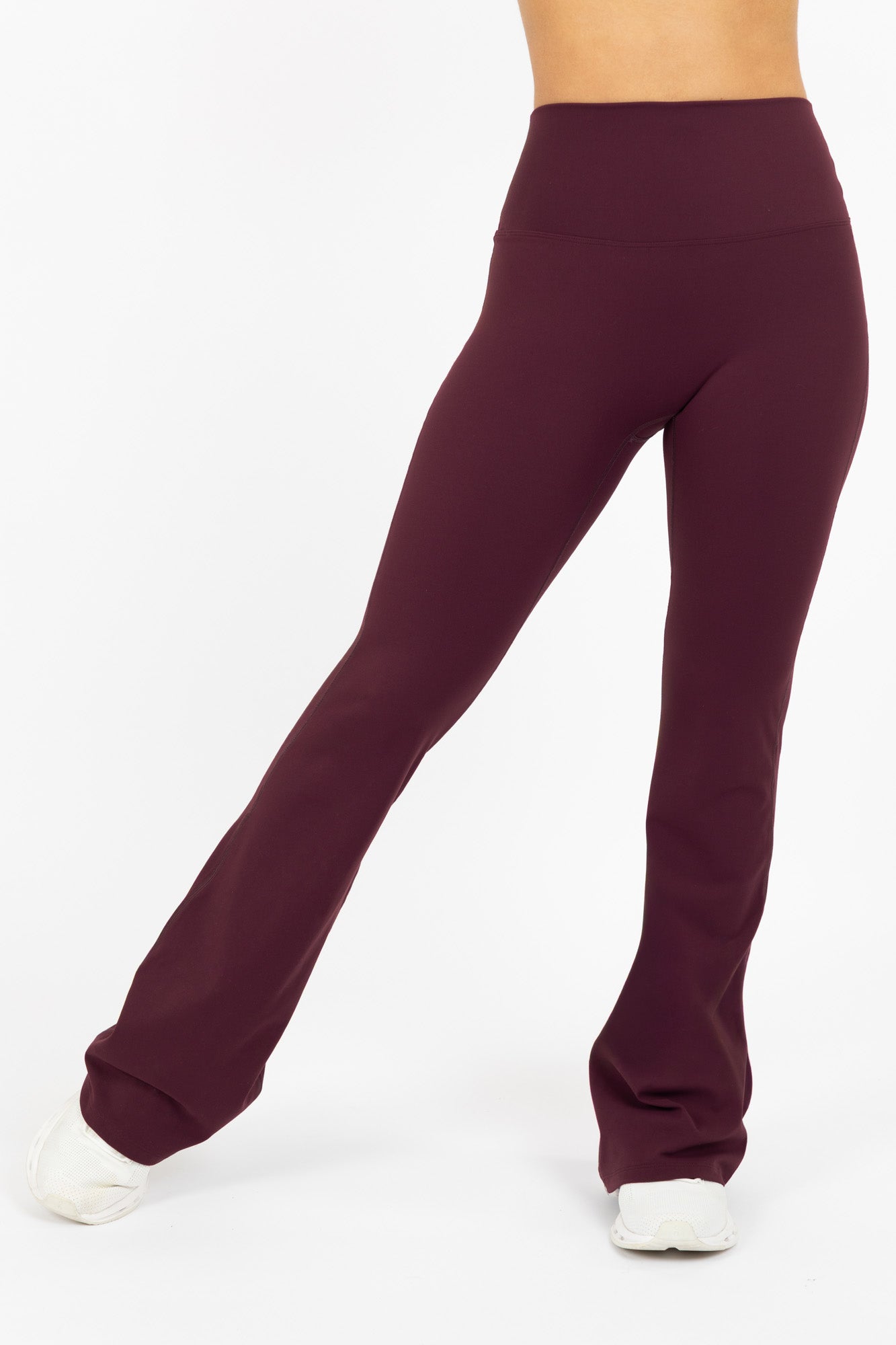 KORA FLARE PANTS BURGUNDY