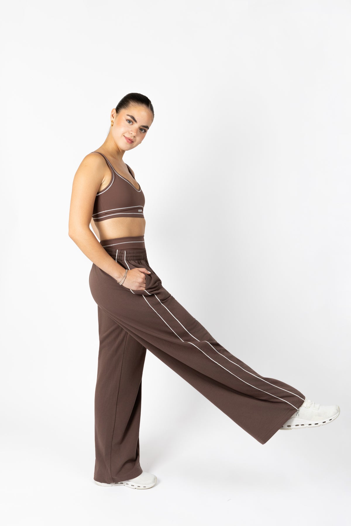 MOTION PANTS TAUPE