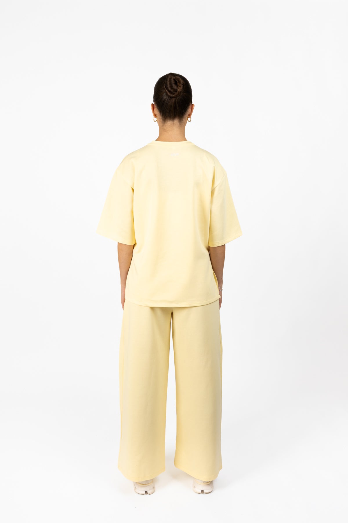 EASE T-SHIRT BUTTER