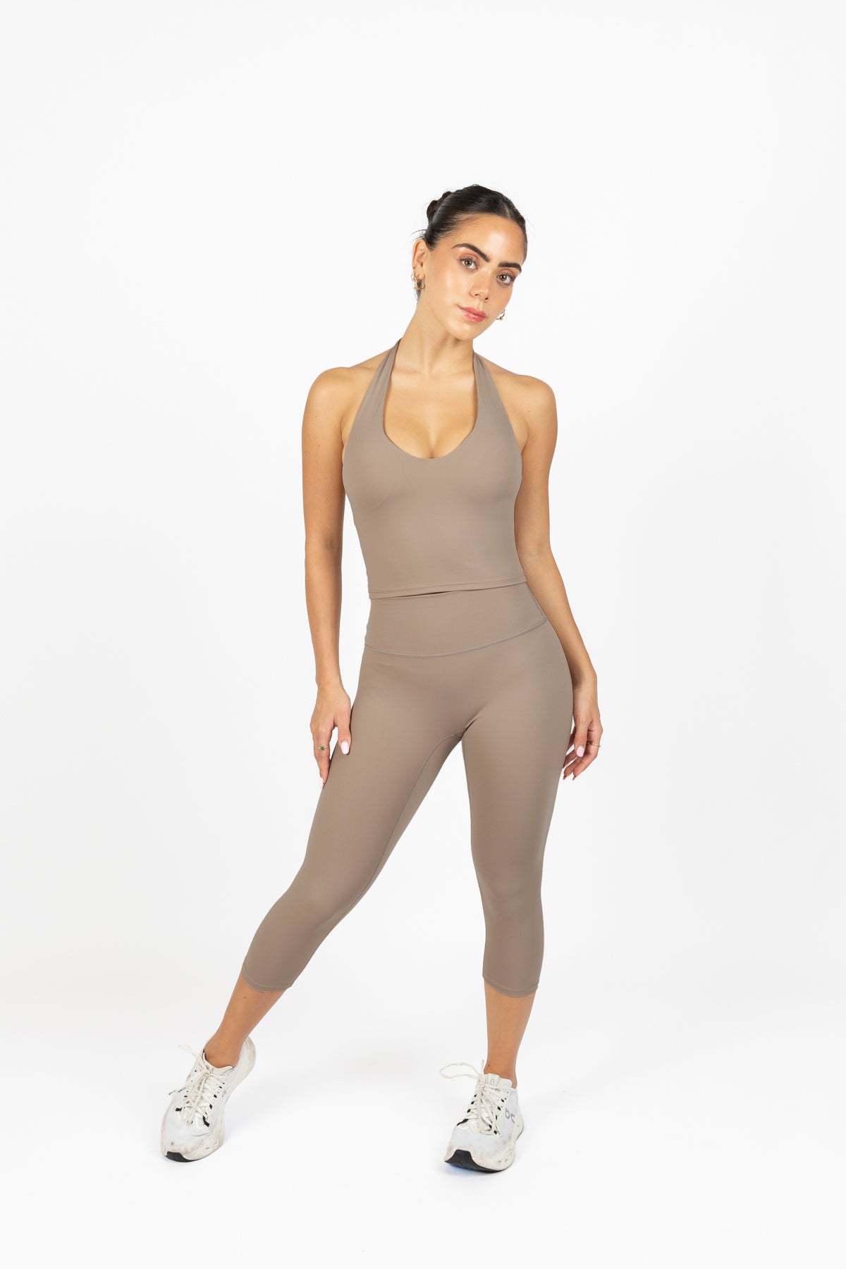 TONE CAPRI LEGGINGS ALMOND