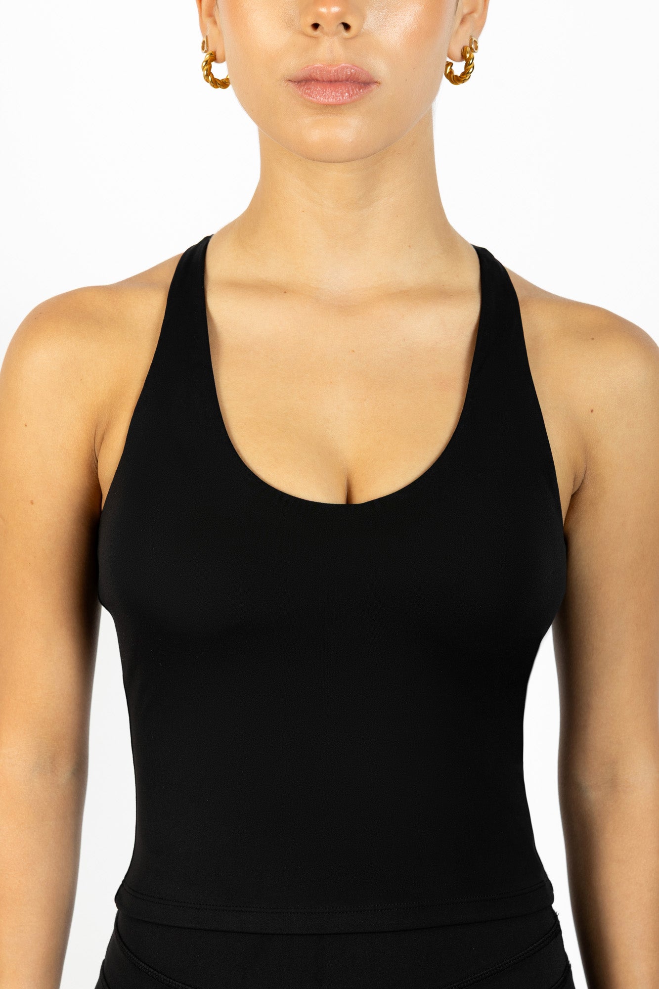 FORME HALTER TOP BLACK