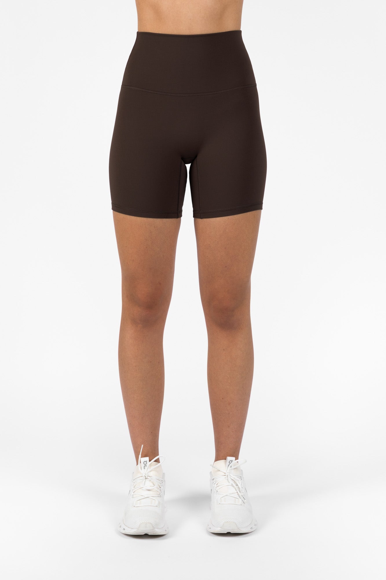 KORA SHORTS 5" BROWN
