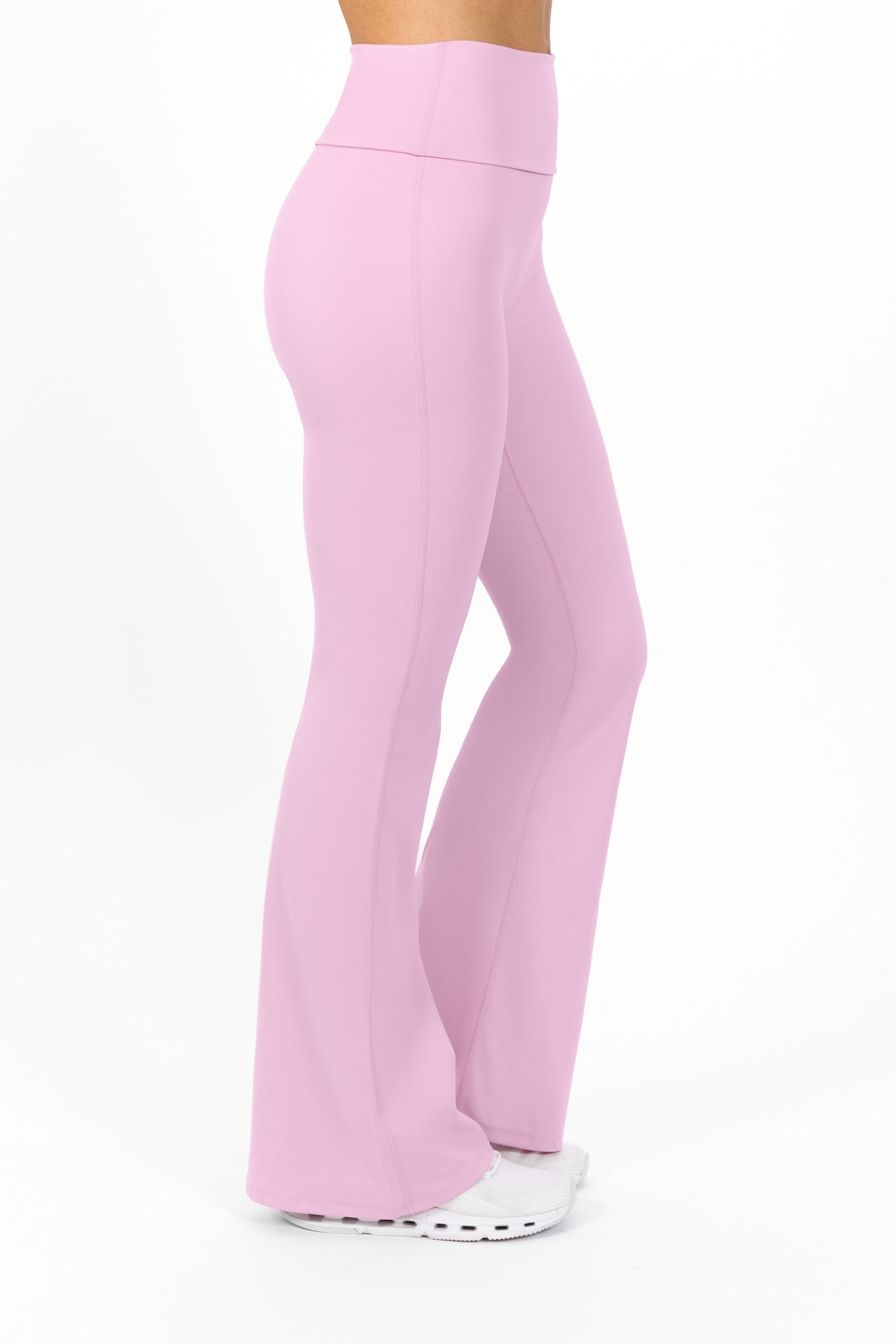 TONE FLARE PANTS BLOSSOM