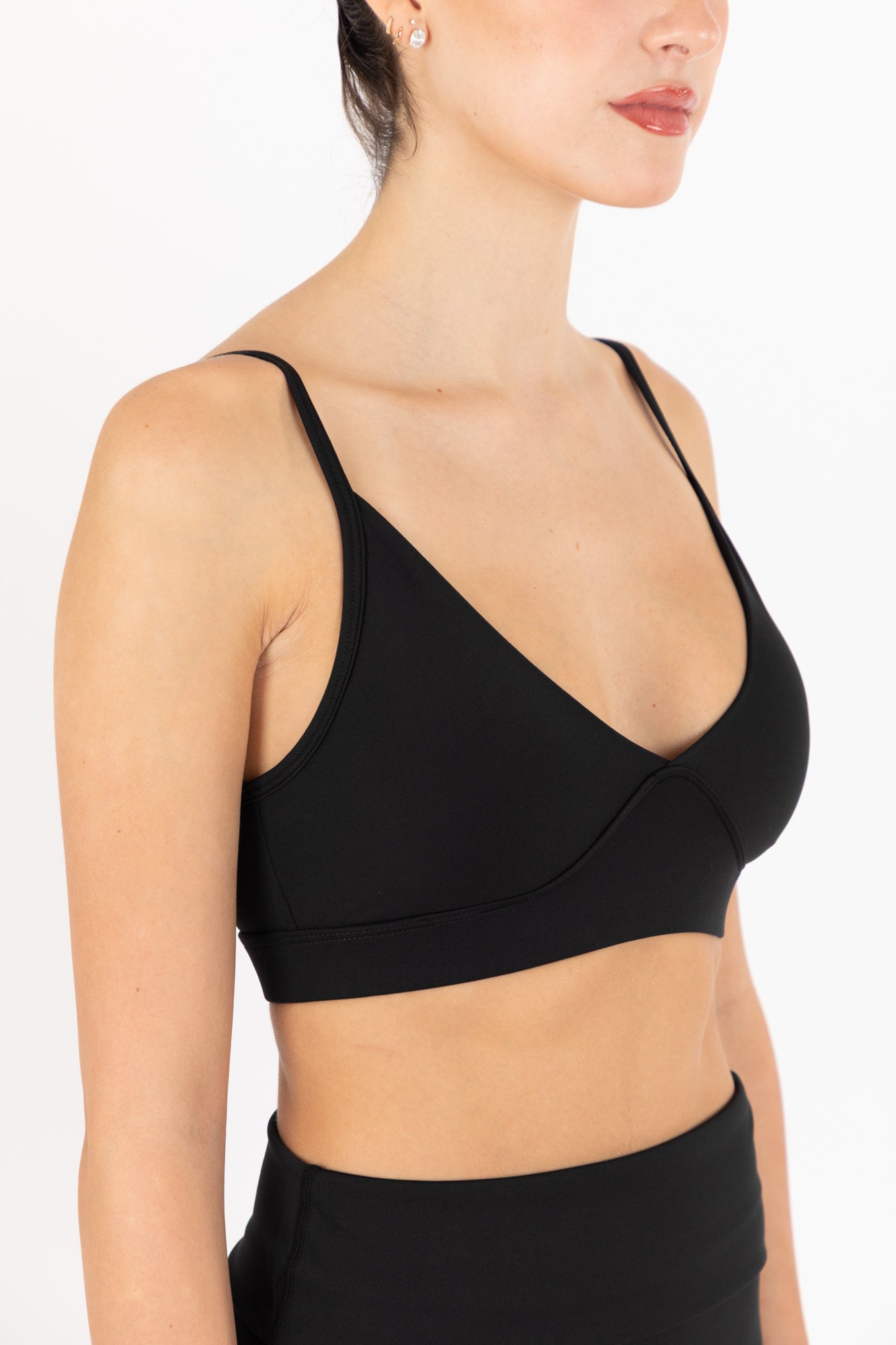 MOVE SPORTS BRA BLACK