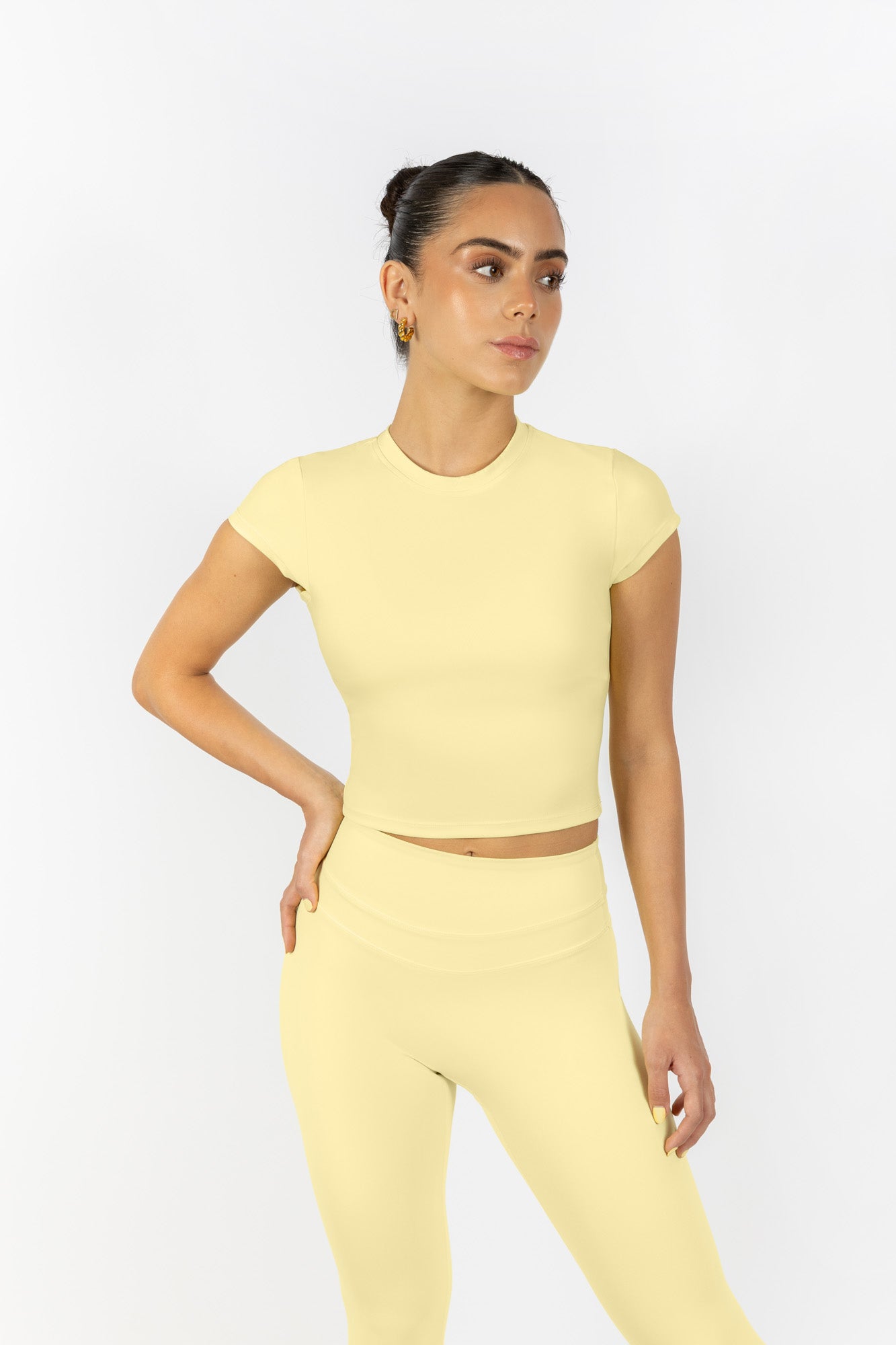 FORME SLEEVE TOP BUTTER