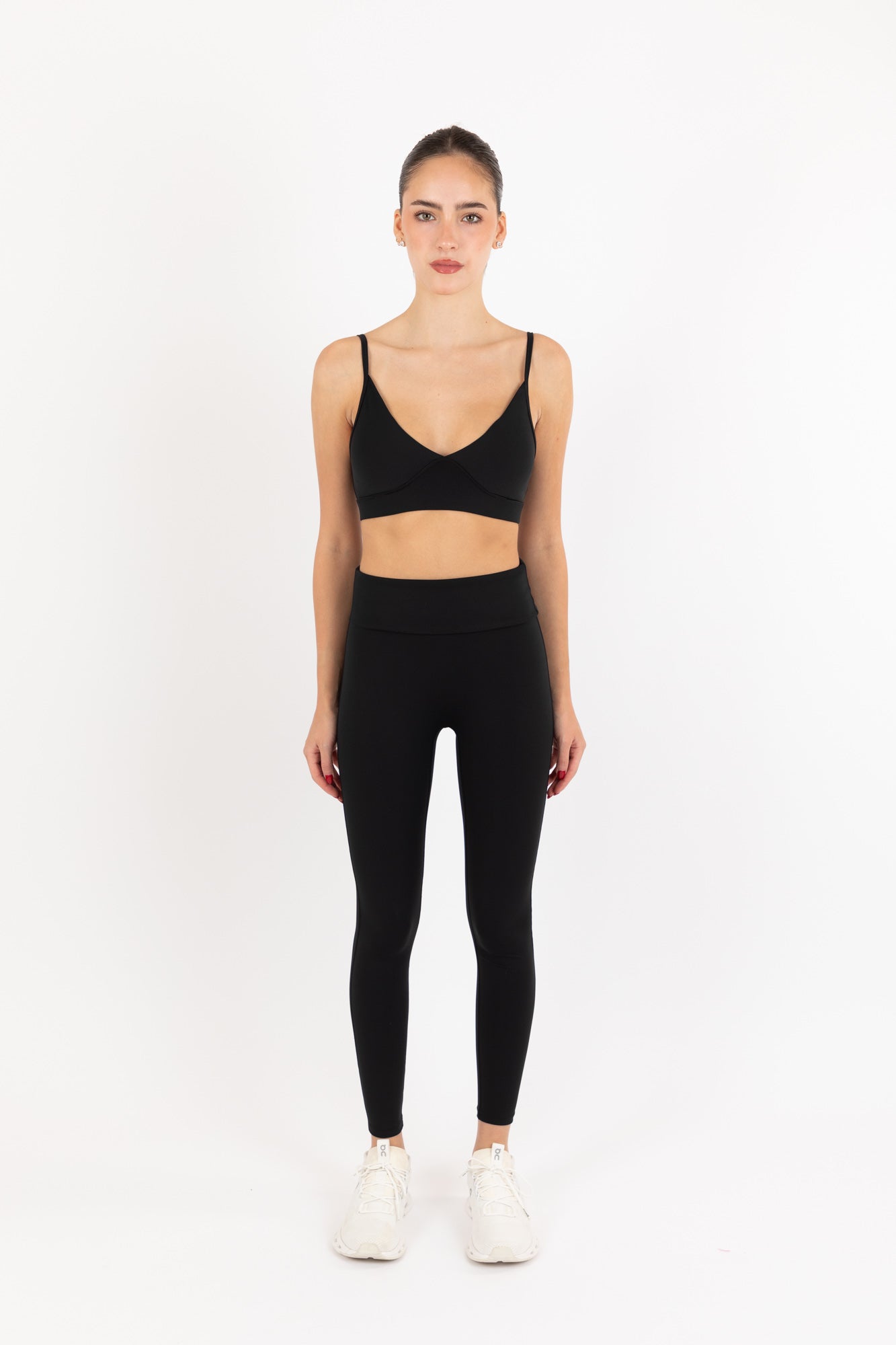 MOVE SPORTS BRA BLACK