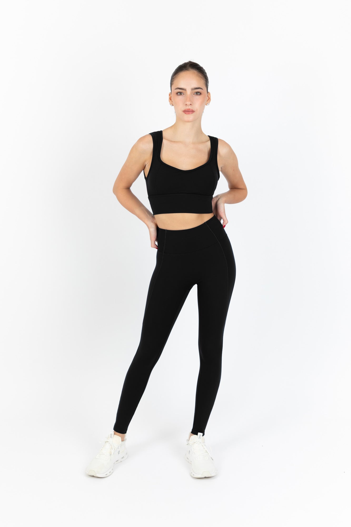 FLOW SPORTS BRA BLACK