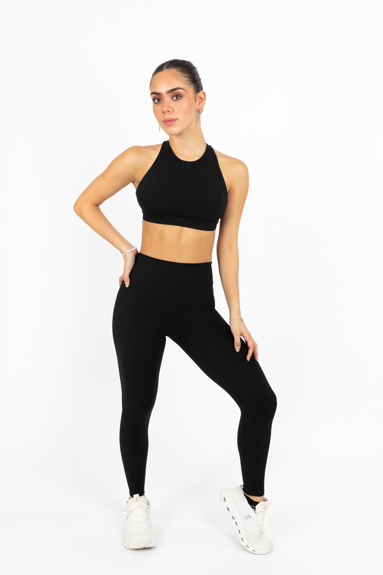KORA HALTER SPORTS BRA BLACK