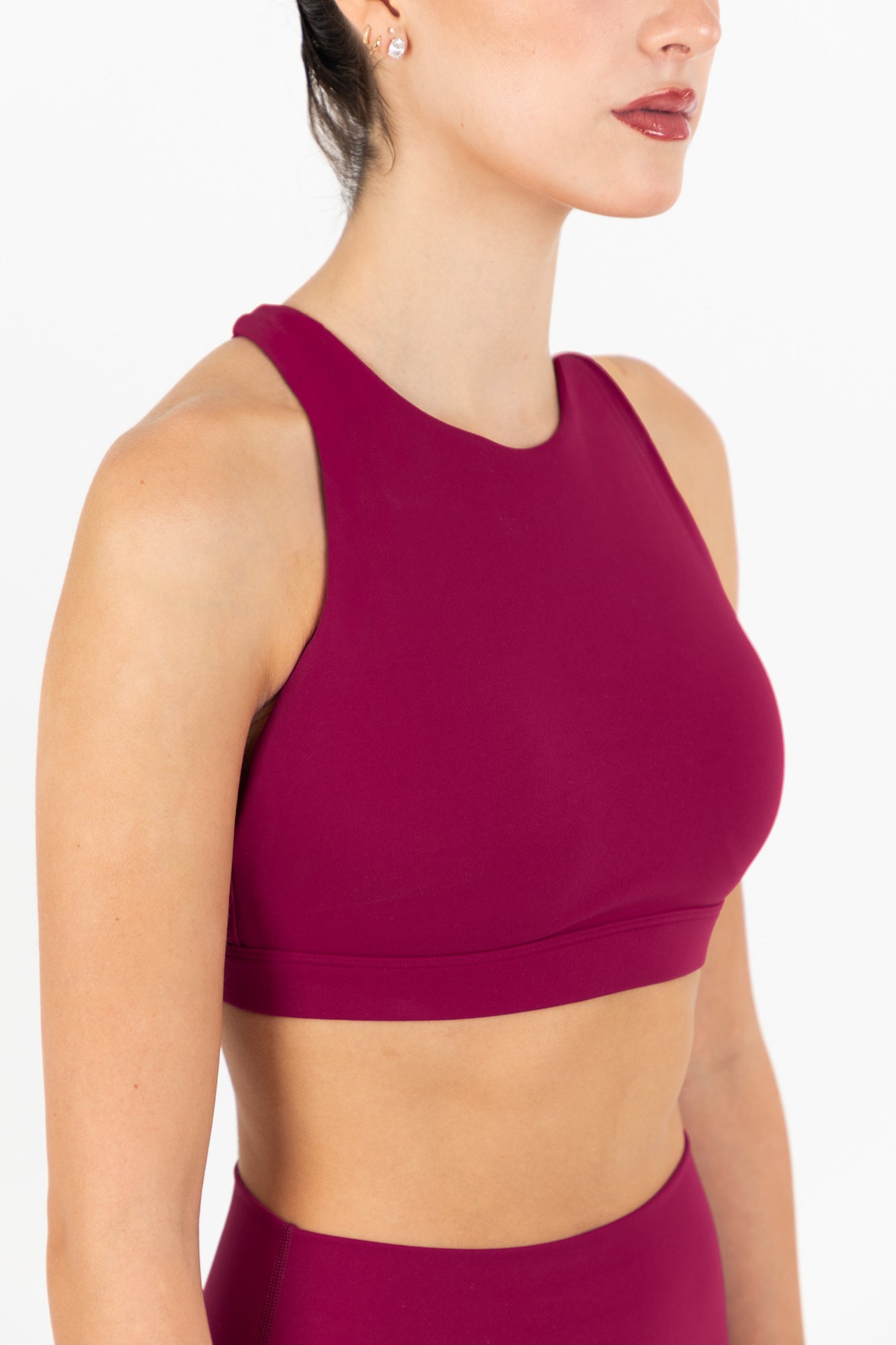 KORA HALTER SPORTS BRA CHERRY