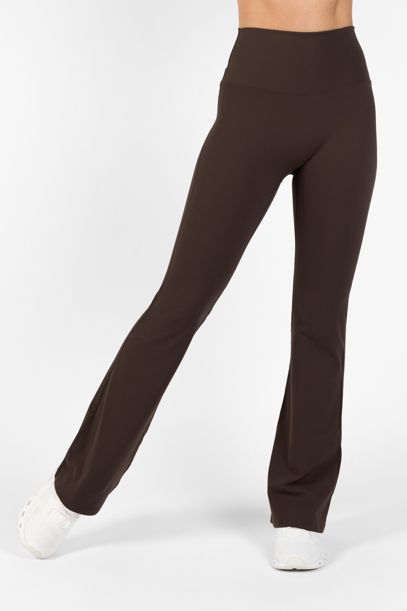 KORA FLARE PANTS BROWN