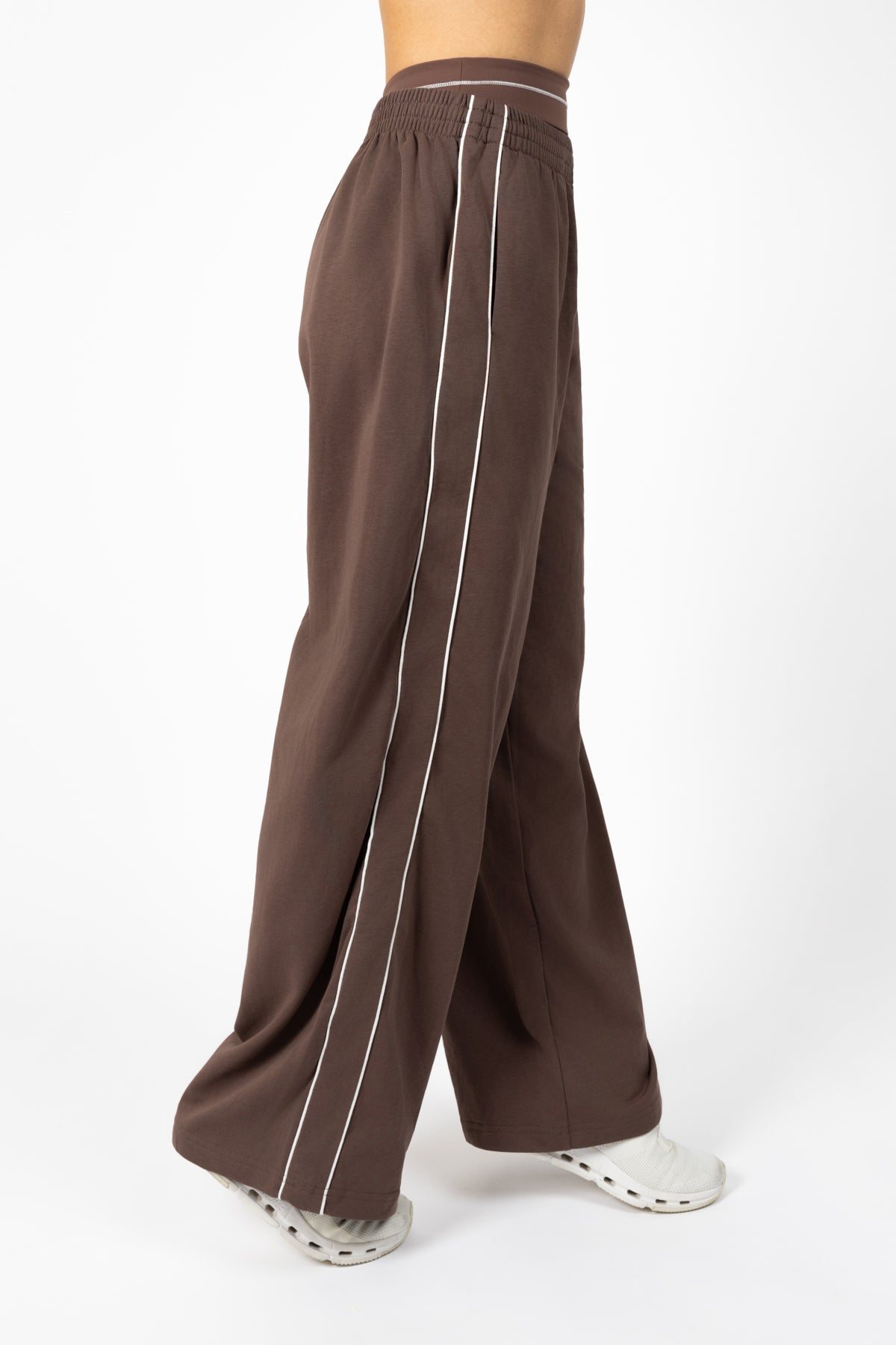 MOTION PANTS TAUPE