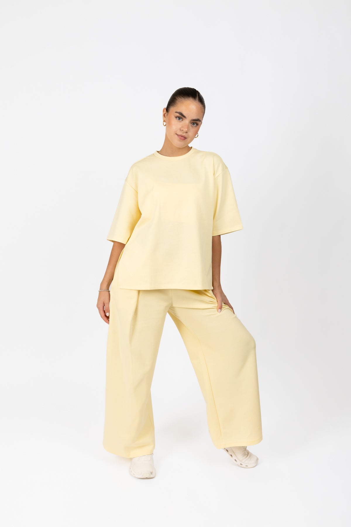 EASE T-SHIRT BUTTER