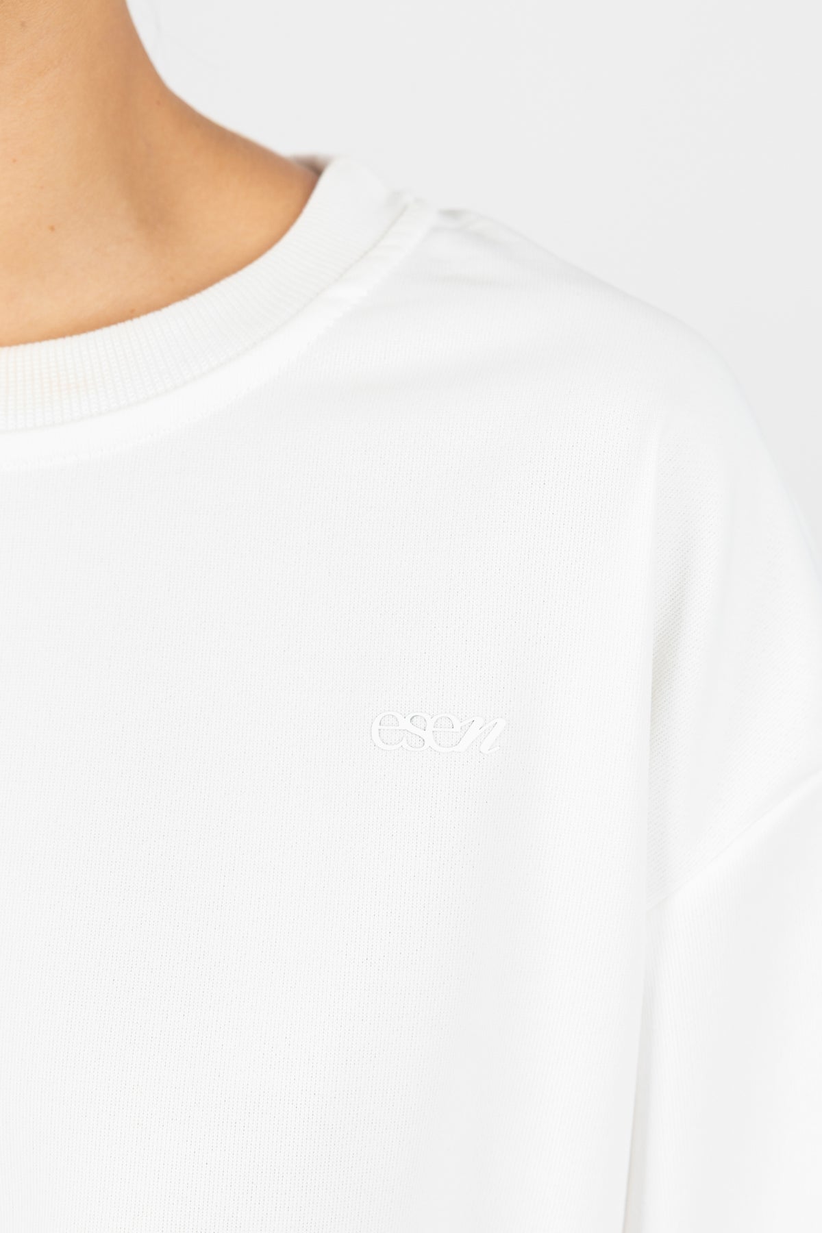 HUSH SWEATSHIRT WHITE