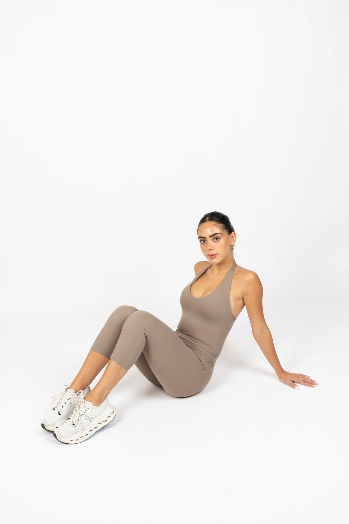 TONE CAPRI LEGGINGS ALMOND