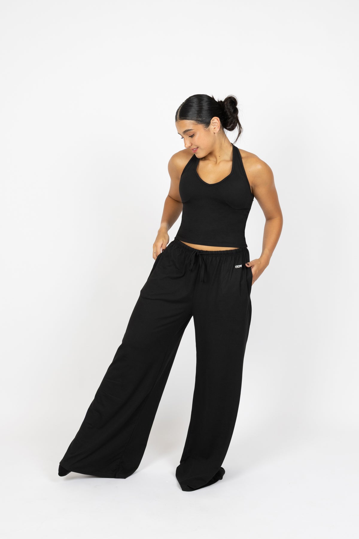 EASE PANTS BLACK