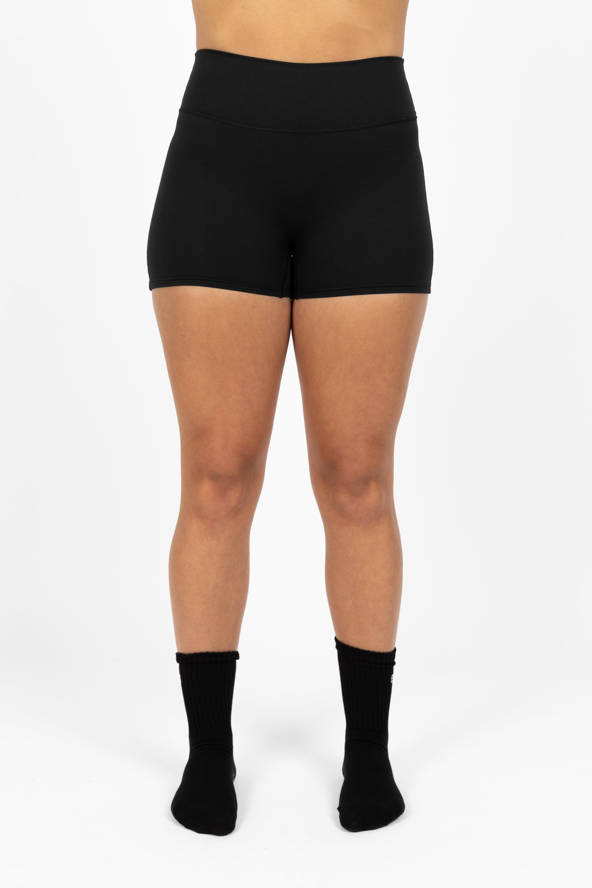 TONE SHORTS 4" BLACK